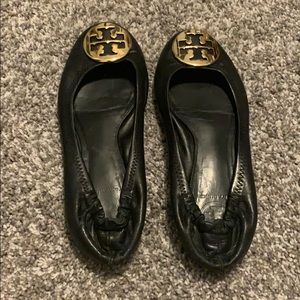 Tory Burch reva flat